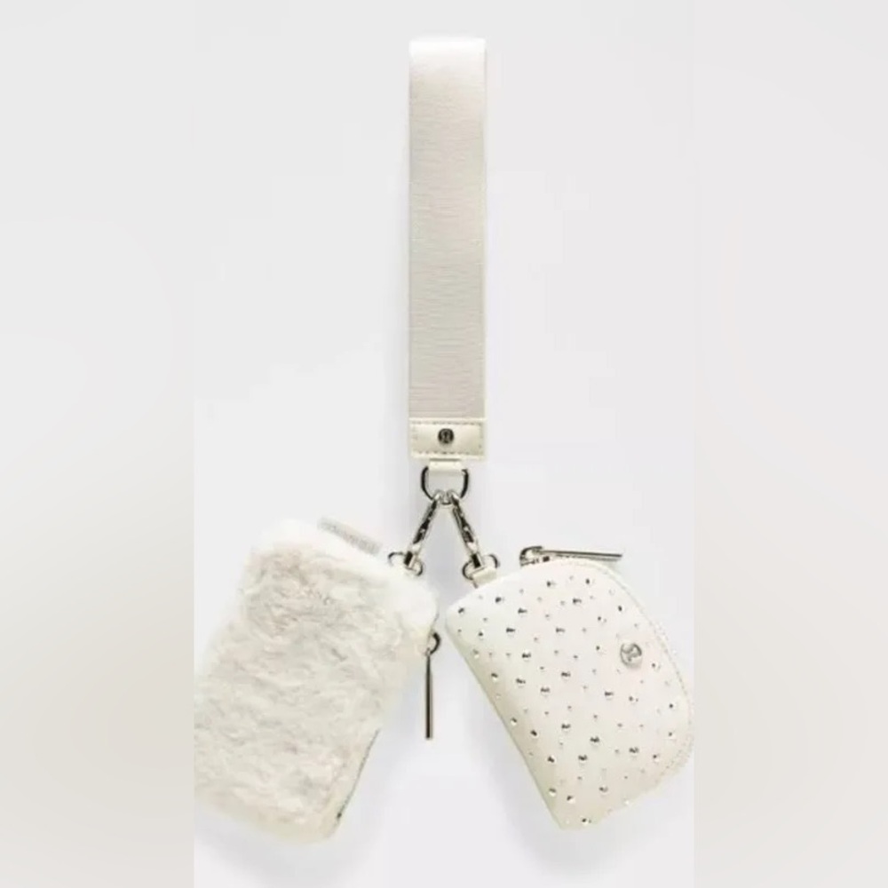 Lululemon Dual Pouch Wristlet *Stu Bone/Silver